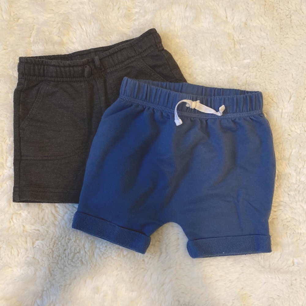 Set of Two Cat & Jack Boys Shorts in 12 Months